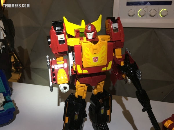 SDCC 2017   Power Of The Primes Photos From The Hasbro Breakfast Rodimus Prime Darkwing Dreadwind Jazz More  (22 of 105)